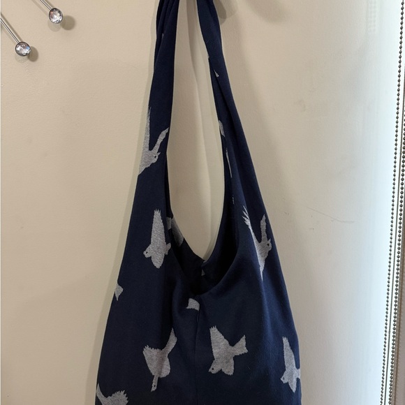 Stylish Navy Blue Bird Print Shoulder Bag - Picture 3 of 3